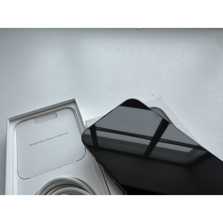 iPhone 15 Pro Max 256 Гб Черный титан Б/У