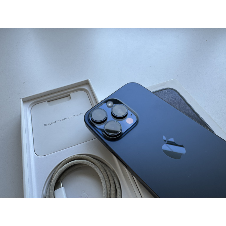 iPhone 15 Pro Max 256 Гб Синий титан Б/У