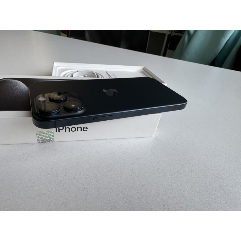iPhone 15 Pro Max 256 Гб Синий титан Б/У