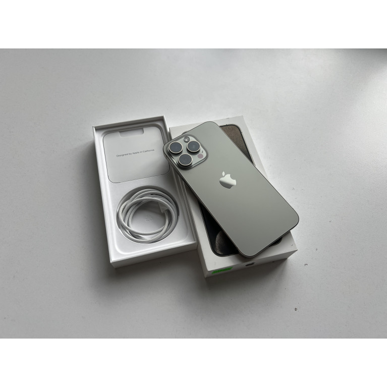 iPhone 15 Pro Max 256 Гб Натуральный титан Б/У