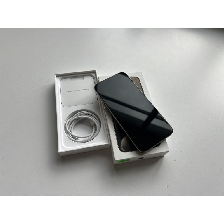 iPhone 15 Pro Max 256 Гб Натуральный титан Б/У
