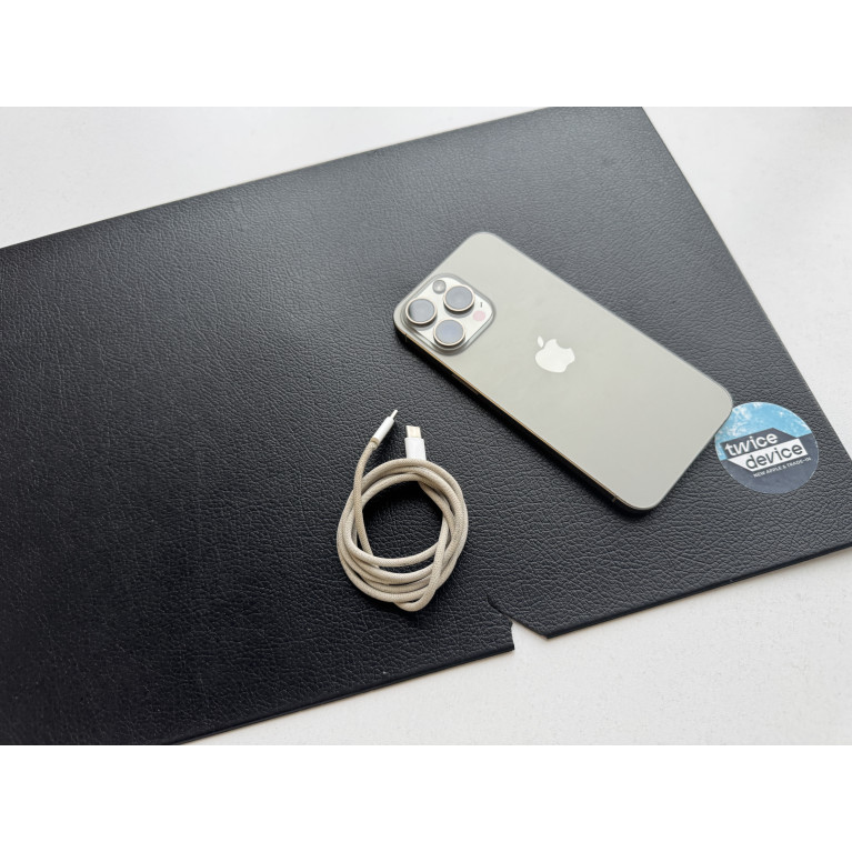 iPhone 15 Pro Max 256 Гб Натуральный титан Б/У