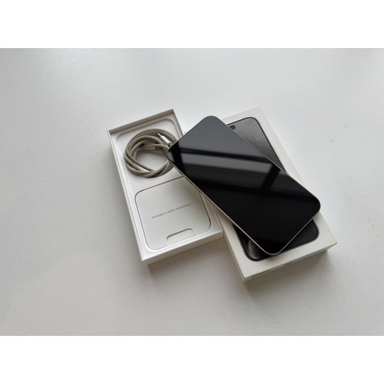 iPhone 15 Pro Max 256 Гб Белый титан Б/У
