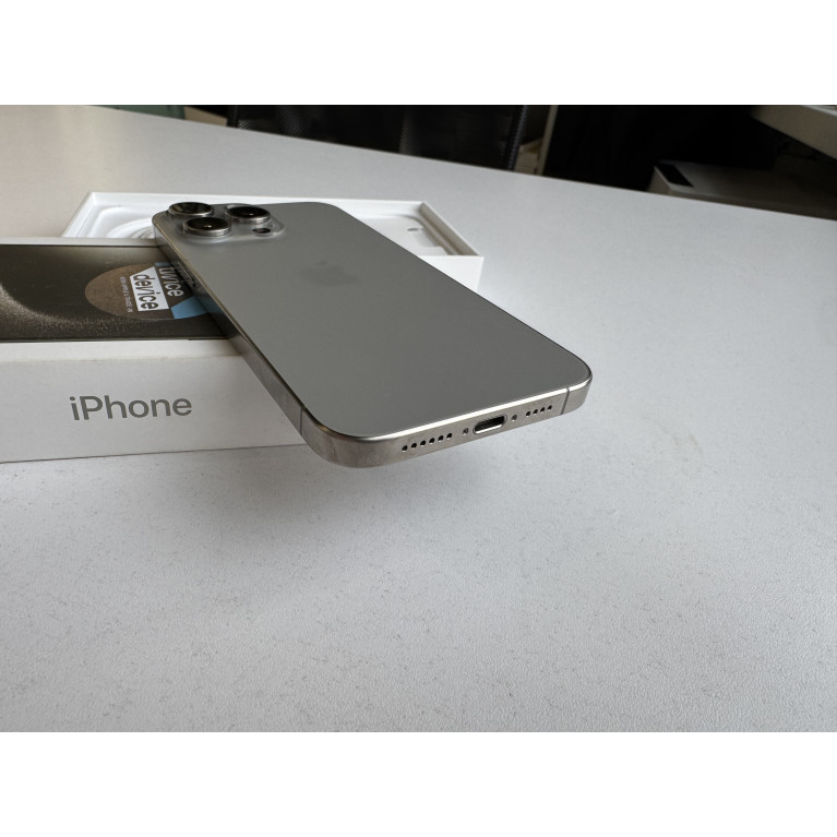 iPhone 15 Pro Max 512 Гб Натуральный титан Б/У