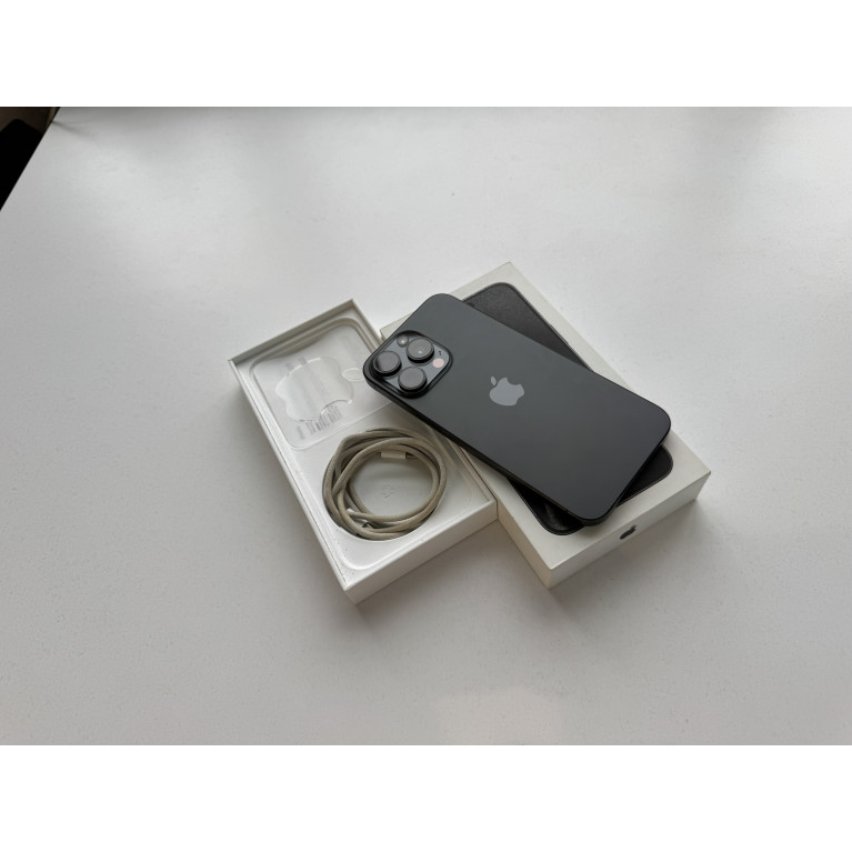 iPhone 15 Pro Max 512 Гб Черный титан Б/У