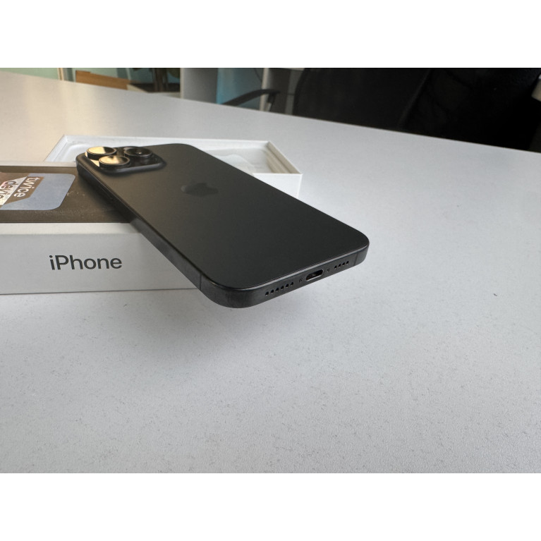 iPhone 15 Pro Max 512 Гб Черный титан Б/У