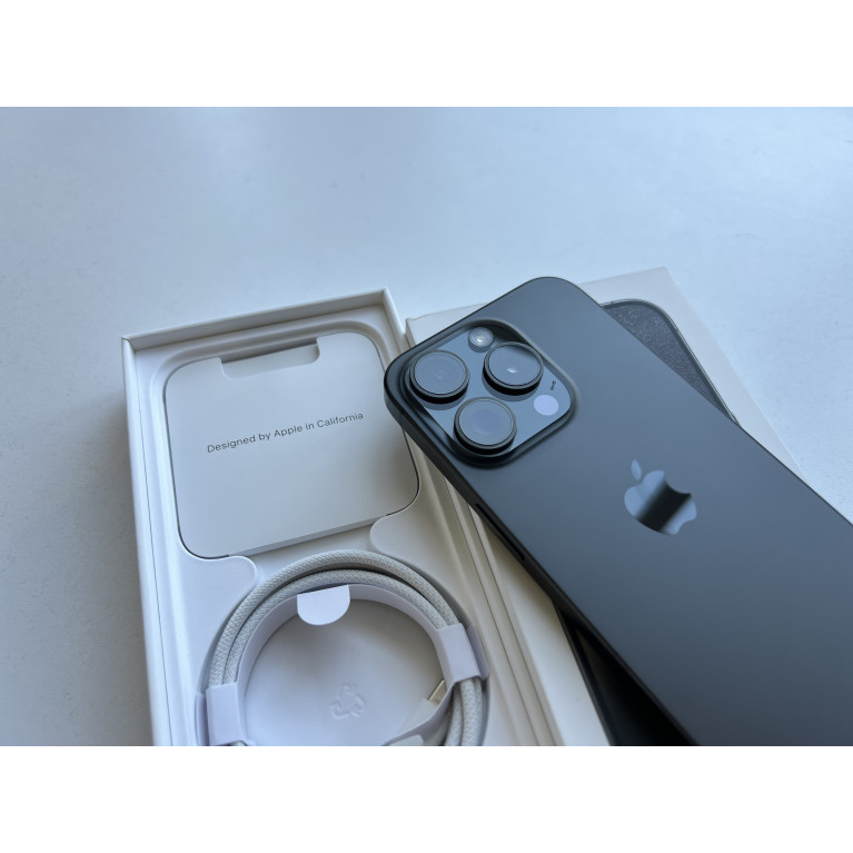 iPhone 15 Pro 128 Гб Черный титан Dual-sim Б/У