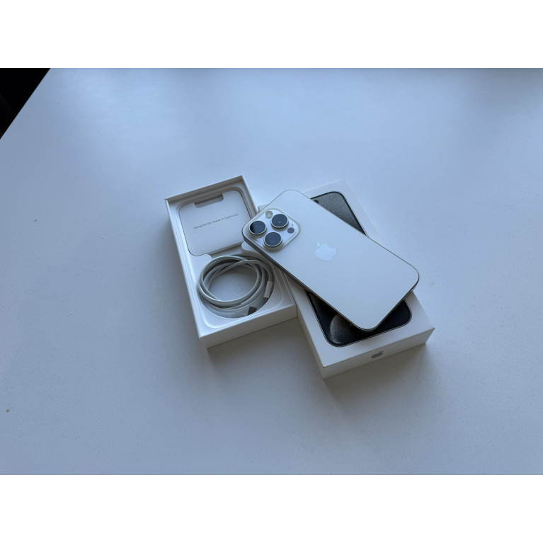 iPhone 15 Pro 128 Гб Белый титан Б/У