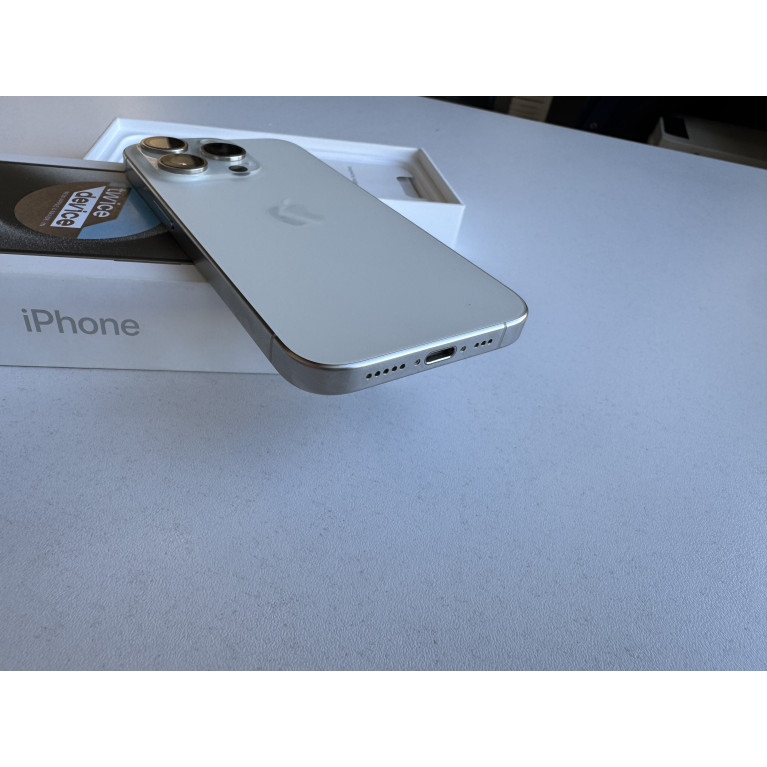 iPhone 15 Pro 128 Гб Белый титан Б/У
