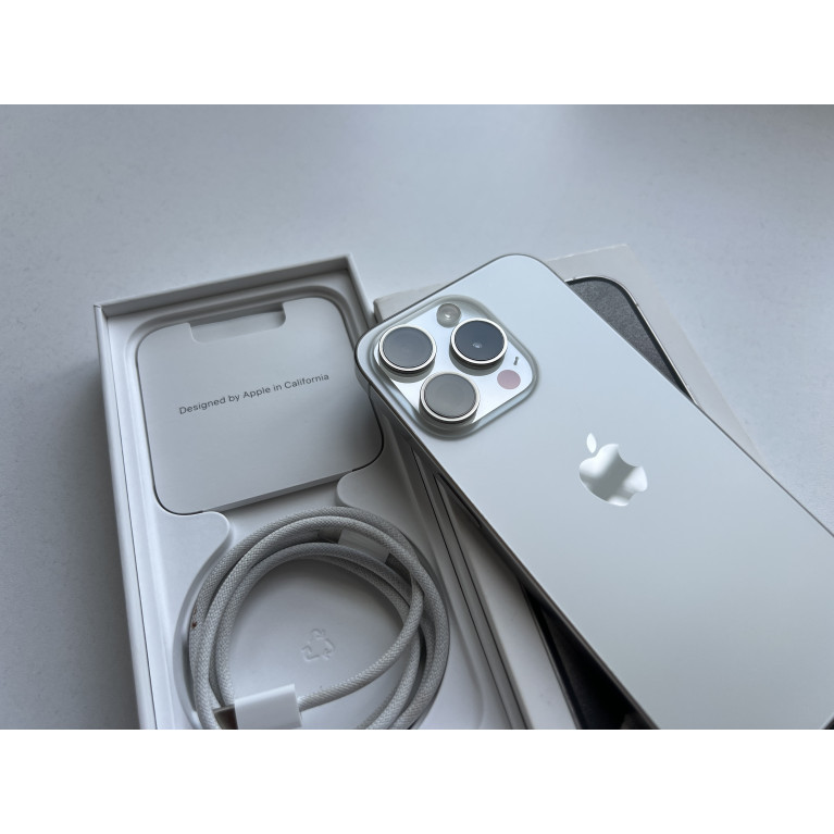 iPhone 15 Pro 128 Гб Белый титан Б/У