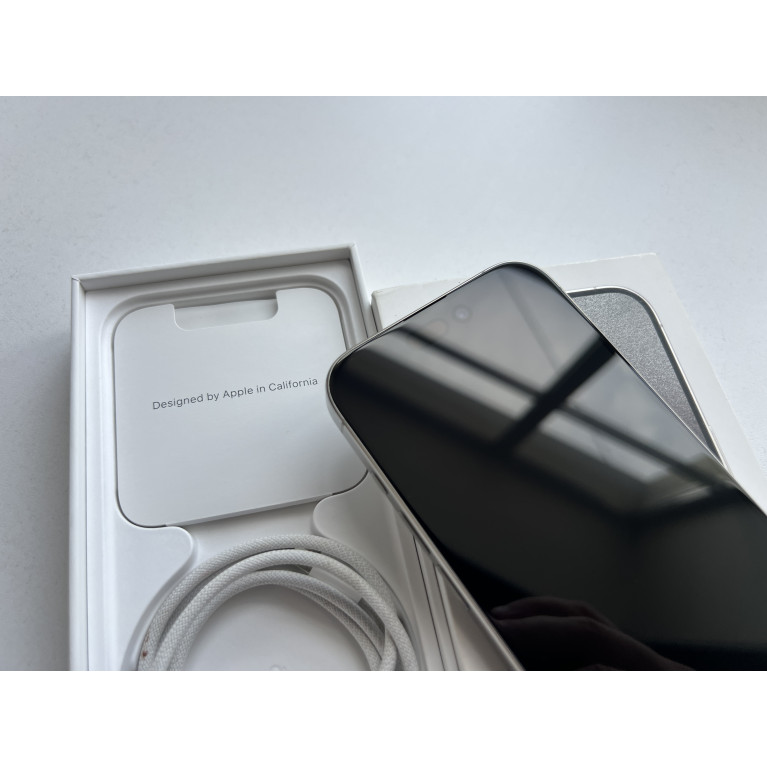 iPhone 15 Pro 128 Гб Белый титан Б/У