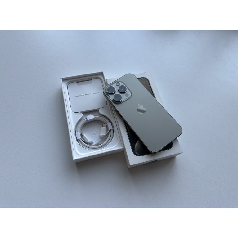 iPhone 15 Pro 256 Гб Натуральный титан Б/У