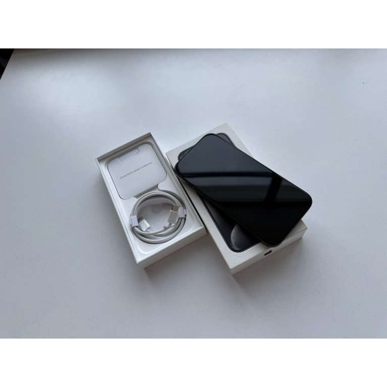 iPhone 15 Pro 256 Гб Черный титан DualSIM Б/У