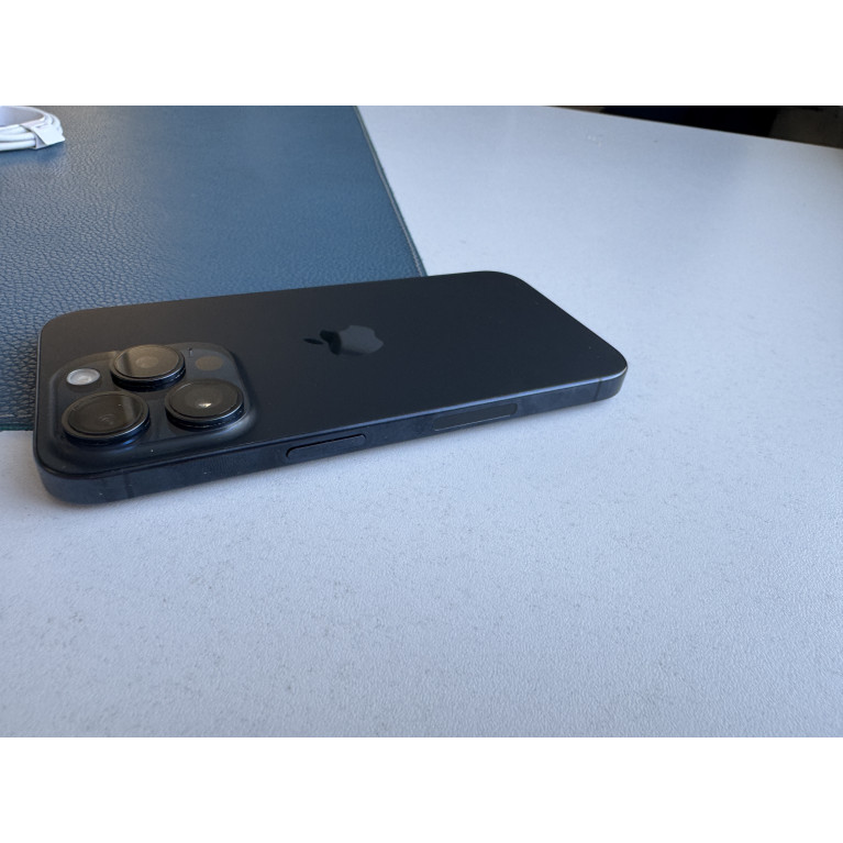 iPhone 15 Pro 512 Гб Синий титан eSIM Б/У