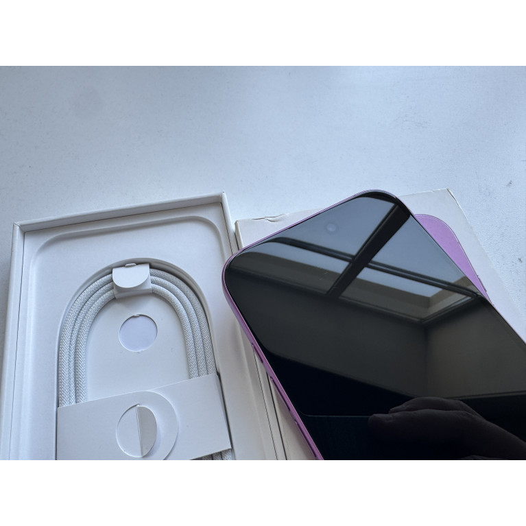 iPhone 16 Plus 128 Гб Розовый Б/У