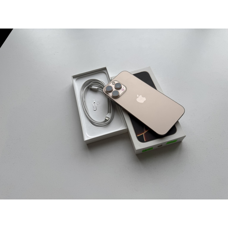 iPhone 16 Pro Max 256 Гб Пустынный титан Б/У