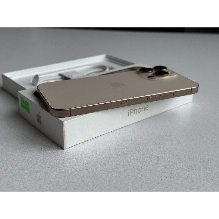iPhone 16 Pro Max 256 Гб Пустынный титан Б/У
