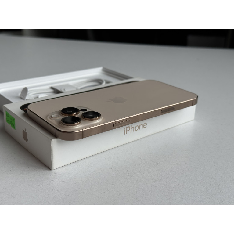 iPhone 16 Pro Max 256 Гб Пустынный титан Б/У