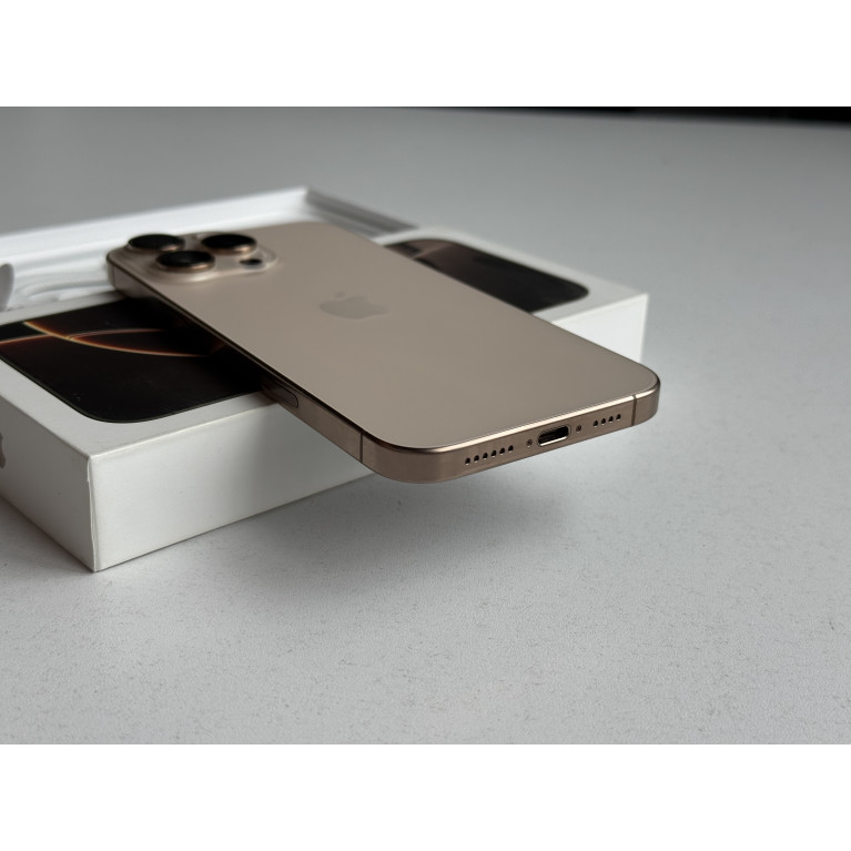 iPhone 16 Pro Max 256 Гб Пустынный титан Б/У