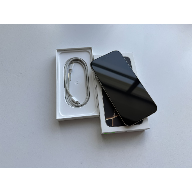 iPhone 16 Pro Max 256 Гб Натуральный титан Б/У
