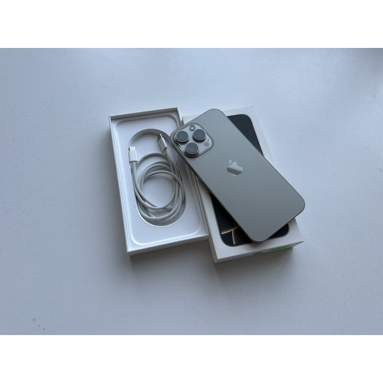 iPhone 16 Pro Max 512 Гб Натуральный титан Б/У