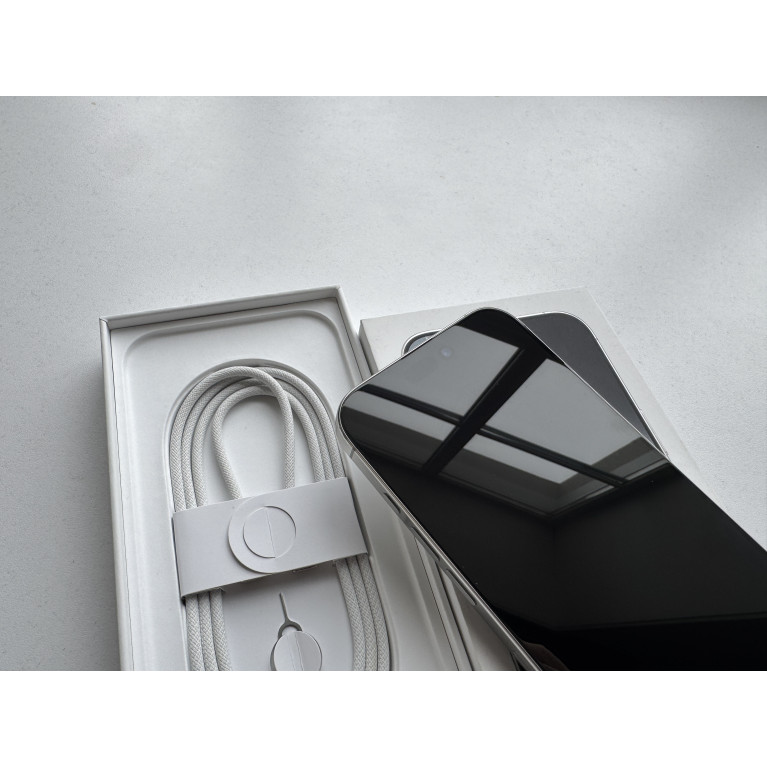 iPhone 16 Pro Max 512 Гб Белый титан Б/У