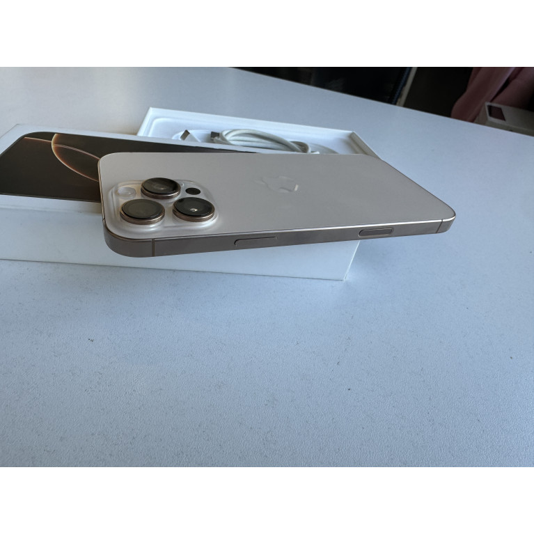 iPhone 16 Pro Max 512 Гб Пустынный титан Б/У