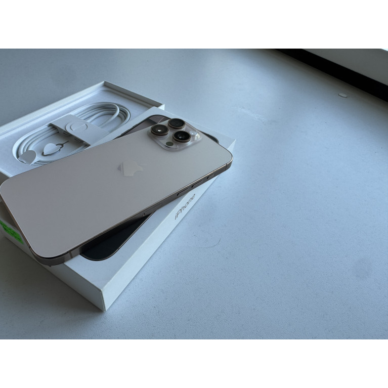 iPhone 16 Pro Max 512 Гб Пустынный титан Б/У