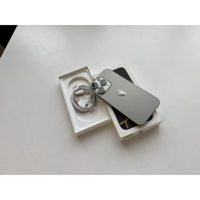 iPhone 16 Pro 128 Гб Натуральный титан Б/У