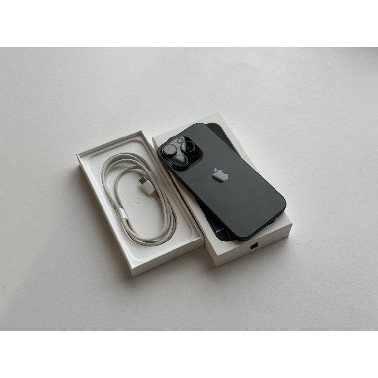 iPhone 16 Pro 256 Гб Черный титан Б/У