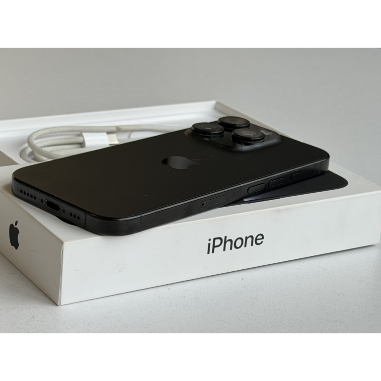 iPhone 16 Pro 256 Гб Черный титан Б/У