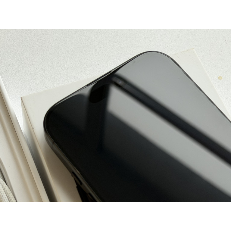 iPhone 16 Pro 256 Гб Черный титан Б/У