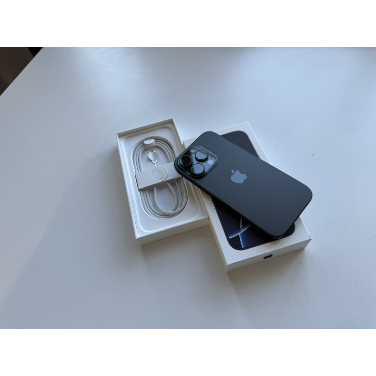 iPhone 16 Pro 256 Гб Черный титан Б/У