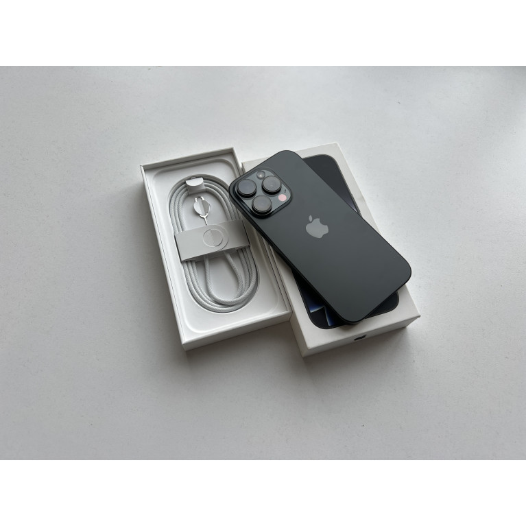 iPhone 16 Pro 512 Гб Черный титан Б/У