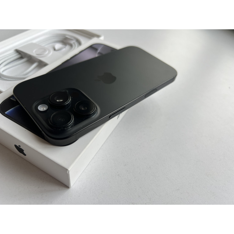 iPhone 16 Pro 512 Гб Черный титан Б/У