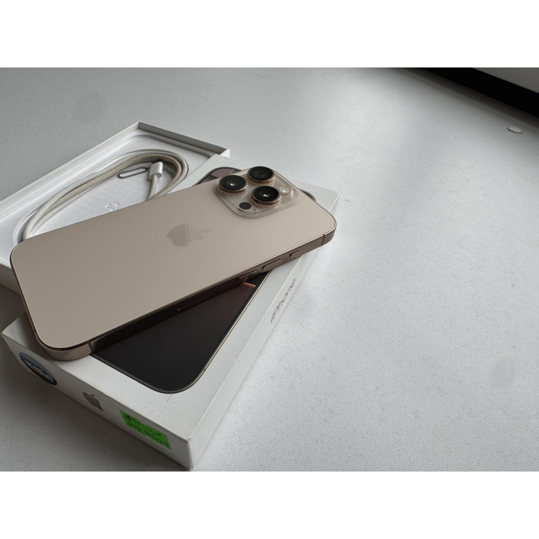 iPhone 16 Pro 512 Гб Пустынный титан Б/У