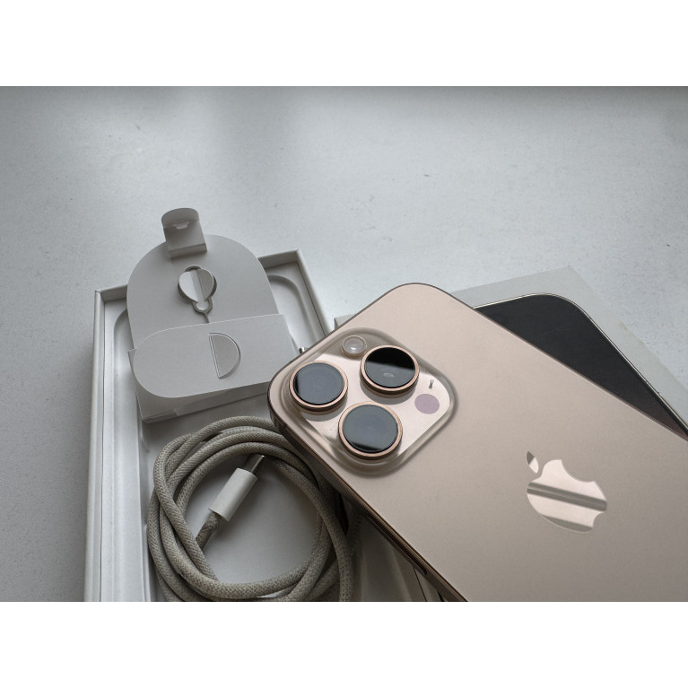 iPhone 16 Pro 512 Гб Пустынный титан Б/У