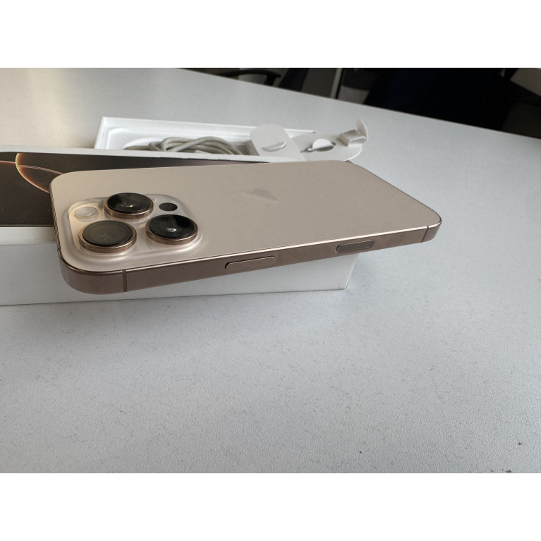 iPhone 16 Pro 512 Гб Пустынный титан Б/У