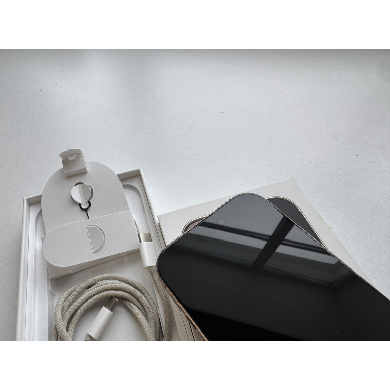 iPhone 16 Pro 512 Гб Пустынный титан Б/У