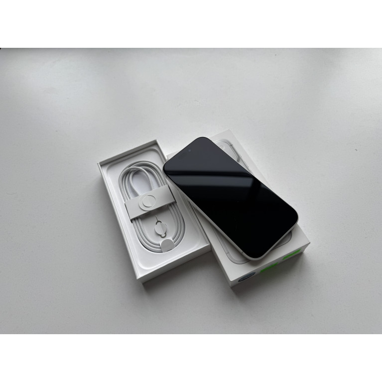 iPhone 17 Pro 256 Гб Серебристый Б/У