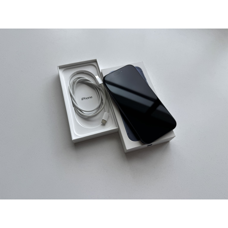 iPhone 17 Pro 512 Гб eSim Глубокий синий Б/У