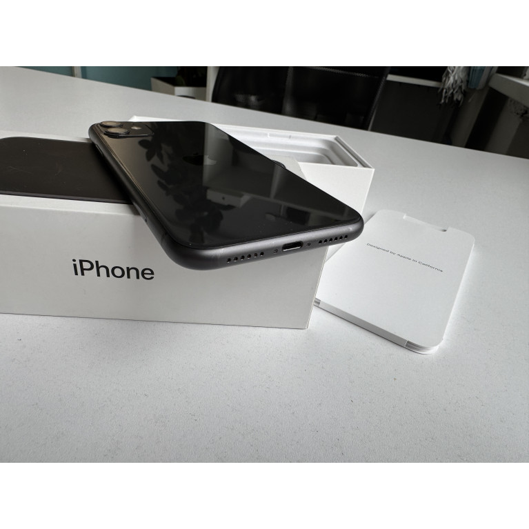 iPhone 11 128 Гб Черный Б/У