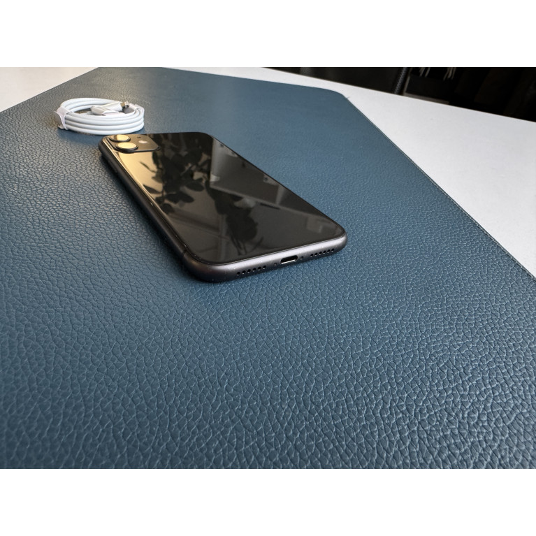 iPhone 11 128 Гб Черный Б/У