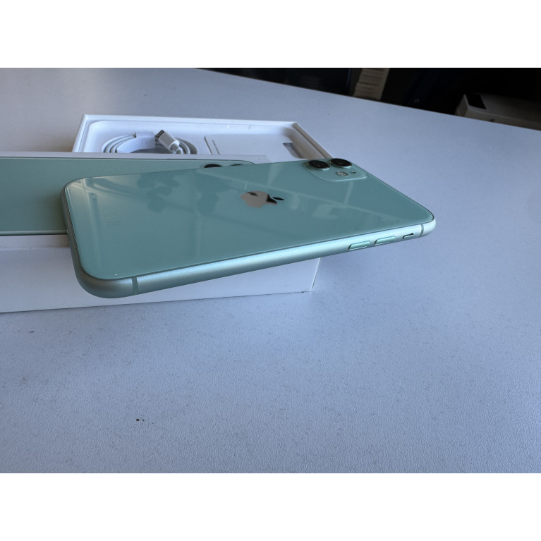 iPhone 11 128 Гб Зеленый Б/У