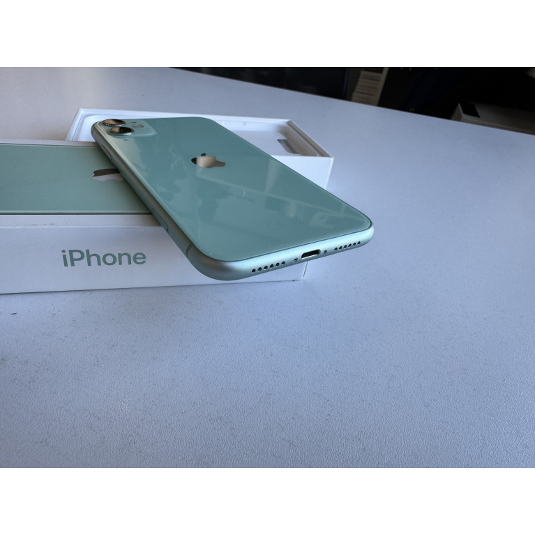 iPhone 11 128 Гб Зеленый Б/У