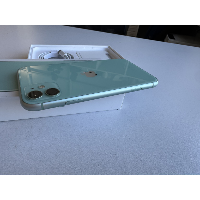 iPhone 11 128 Гб Зеленый Б/У