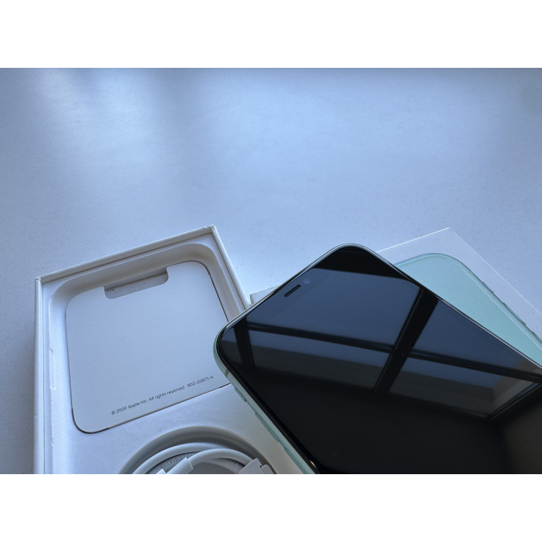 iPhone 11 128 Гб Зеленый Б/У