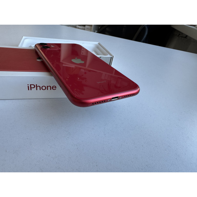iPhone 11 128 Гб Красный Б/У