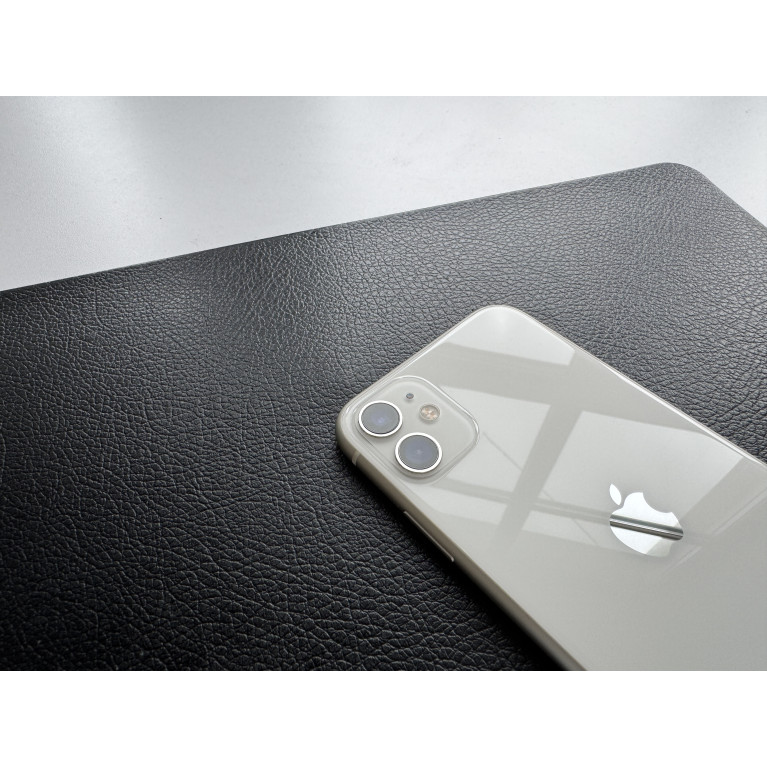 iPhone 11 128 Гб Белый Б/У