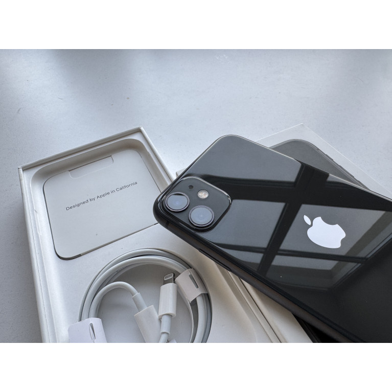 iPhone 11 64 Гб Черный Б/У